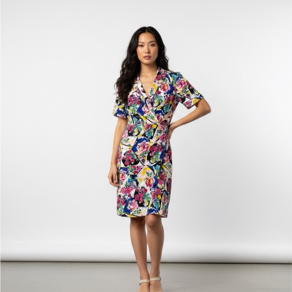 Ungaro Solo Donna Vintage 100%  Silk Floral Wrap Dress- Size 10- Made in Italy